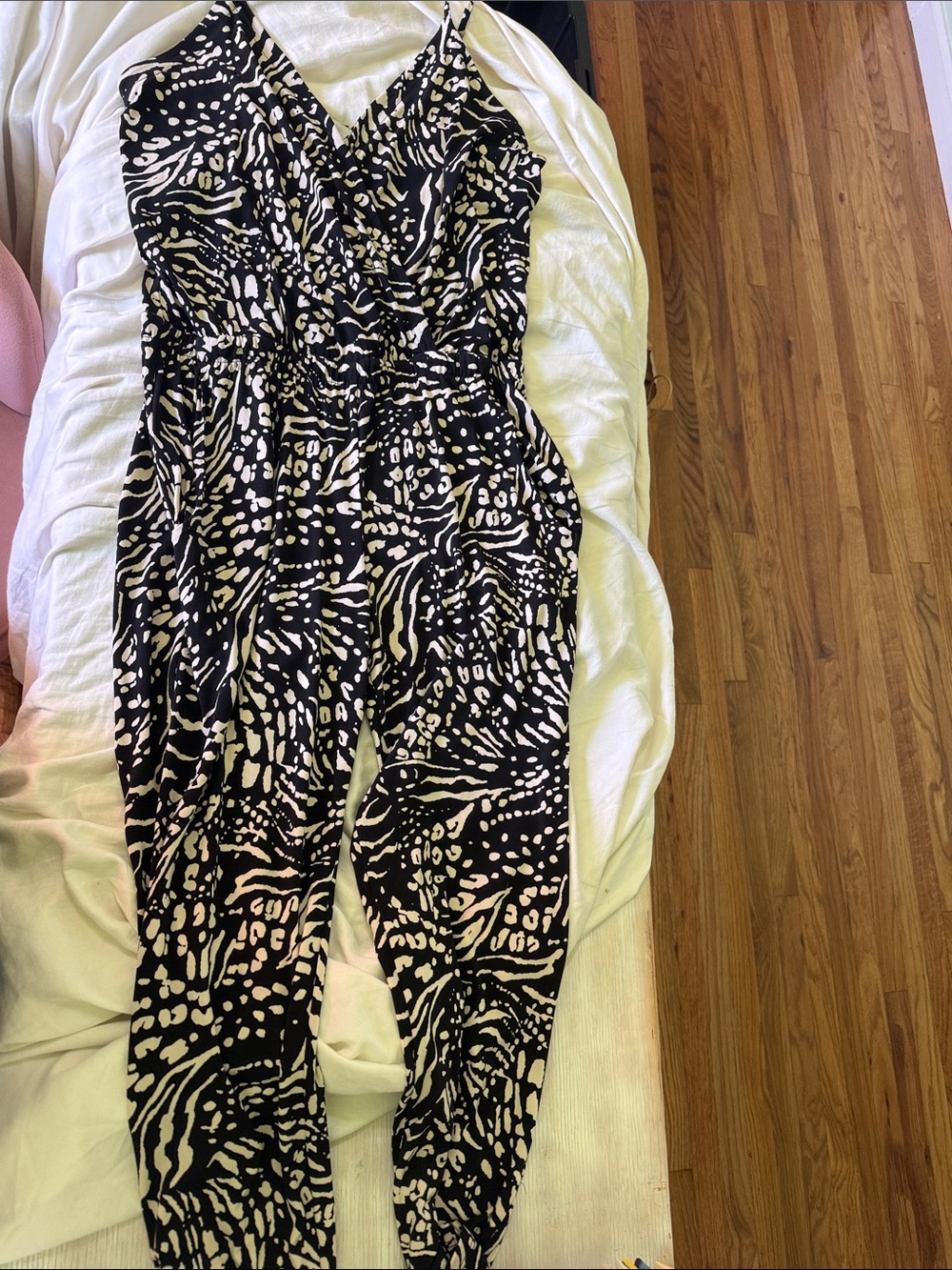 Veronica M Black & Cream Printed Sleeveless Jumpsuit